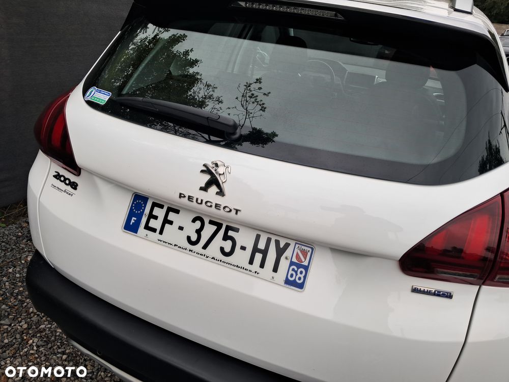Peugeot 2008 1.6 BlueHDi Allure - 23