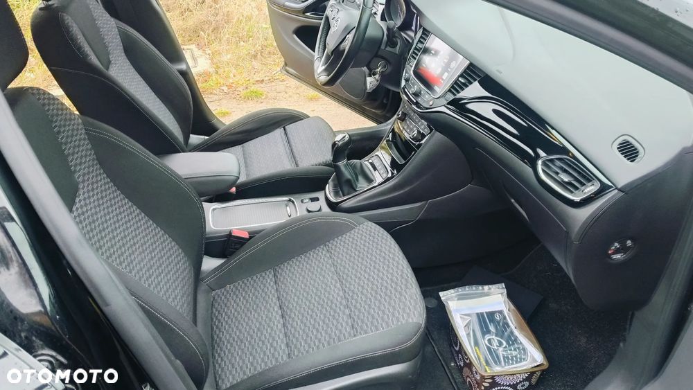 Opel Astra 1.4 Turbo Innovation - 15