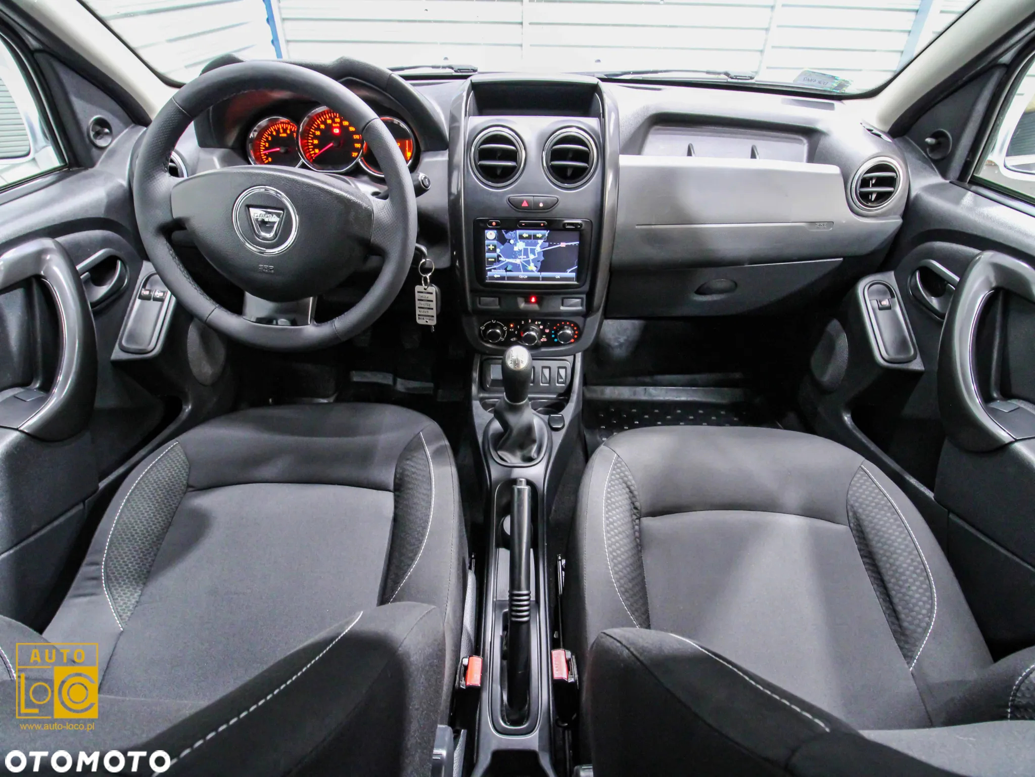 Dacia Duster 1.6 SCe Laureate S&S - 5