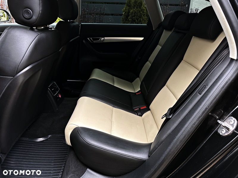 Audi A6 Avant 2.7 TDI DPF - 15