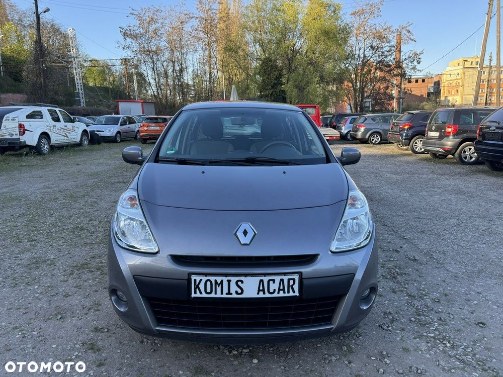Renault Clio - 7