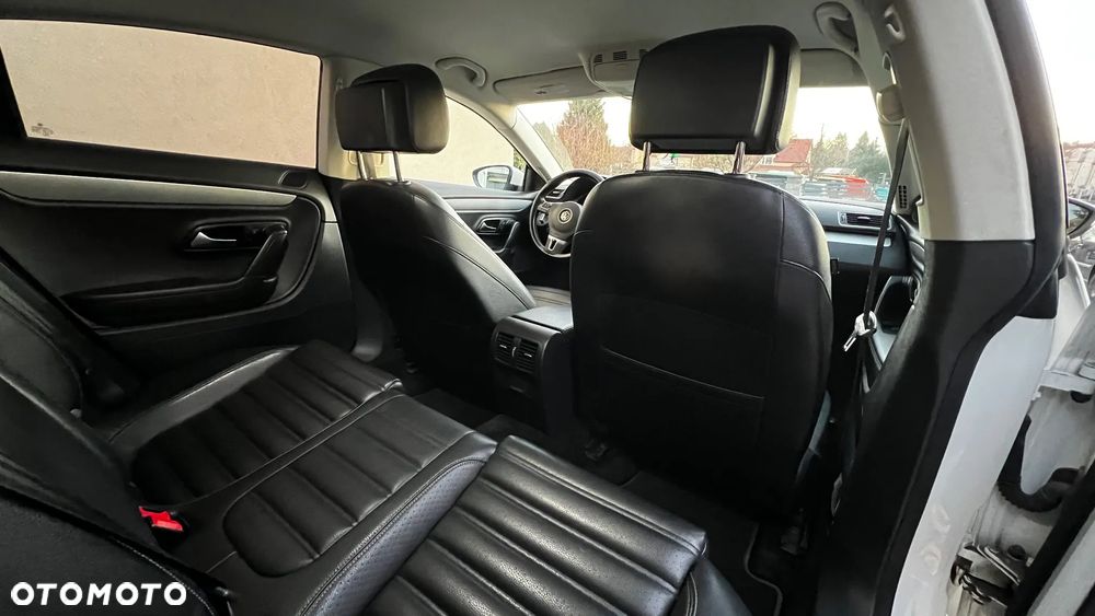 Volkswagen CC - 9
