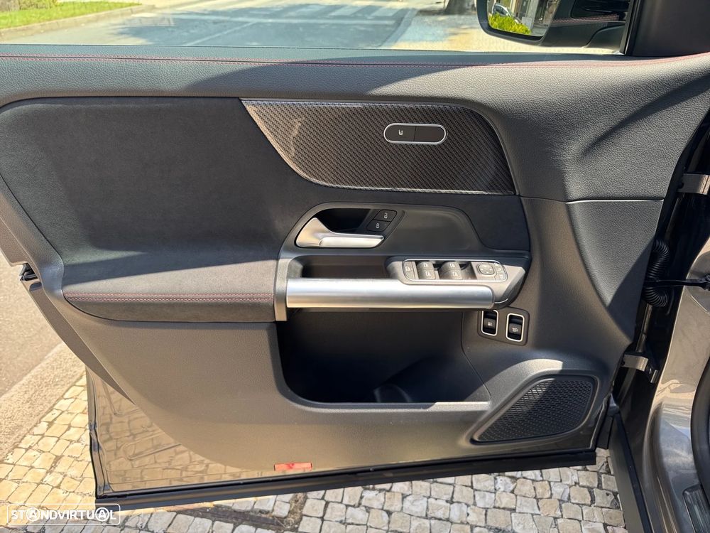 Mercedes-Benz GLA 250 e AMG Line - 17