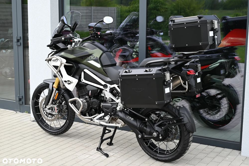 Triumph Tiger - 40