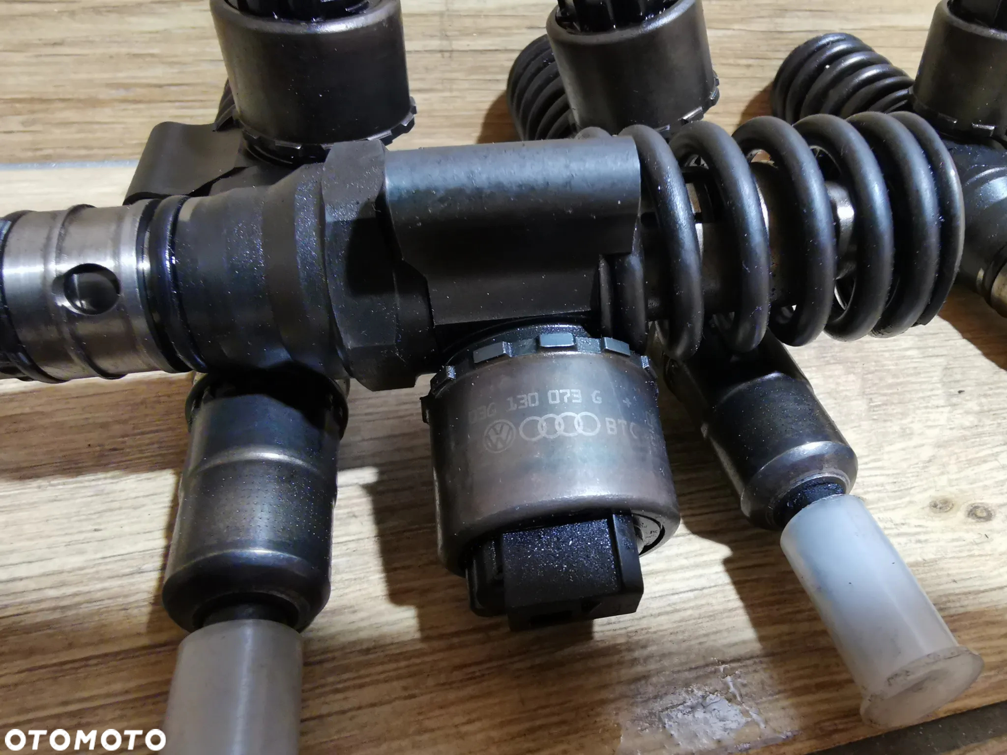 Wtryskiwacze Volkswagen Passat B6 Audi A4 B7  2.0 TDI 03G130073G - 4