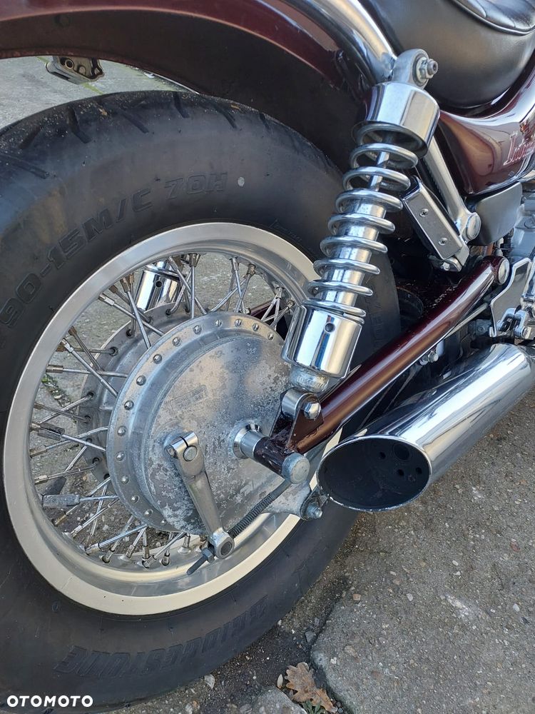 Suzuki Intruder - 12