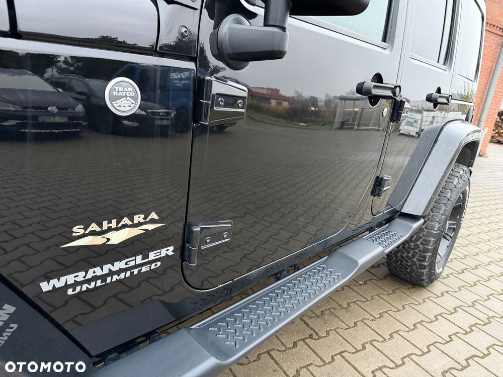 Jeep Wrangler 3.6 Unlim Sahara - 20