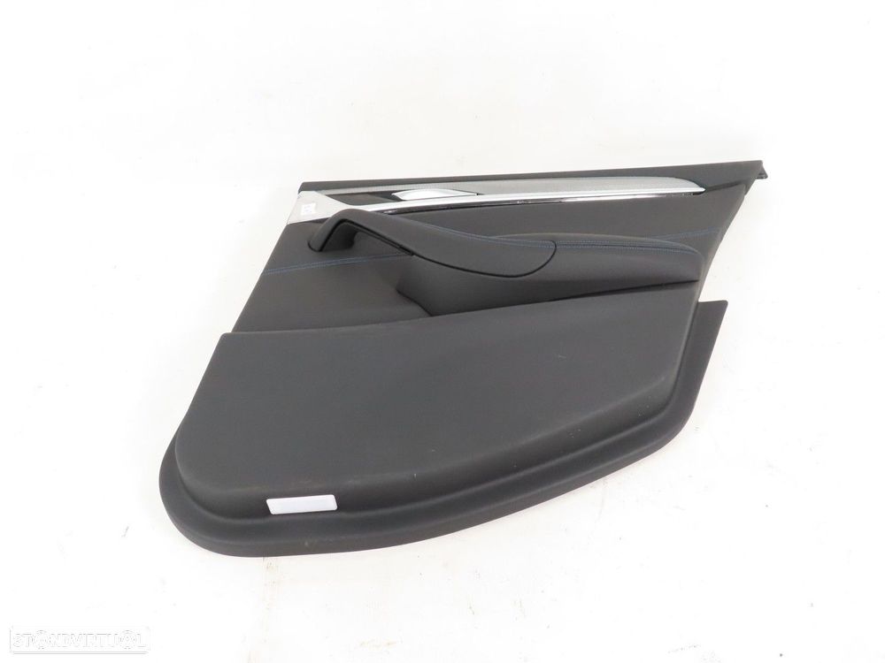 Forra da Porta M em Pele Direito/Trás Seminovo/ Original BMW 5 (G30, F90)/BMW 5... - 3