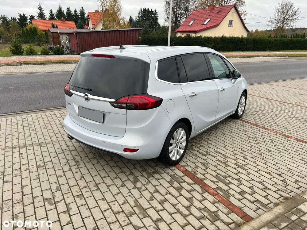 Opel Zafira 2.0 CDTI Cosmo - 4