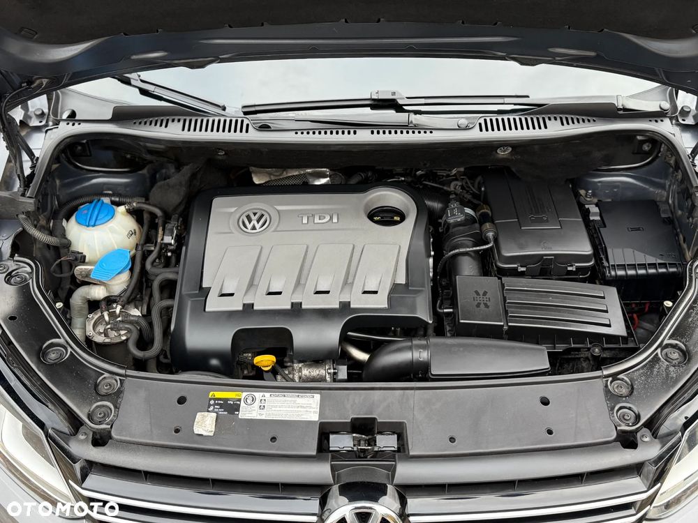 Volkswagen Touran 1.6 TDI DPF BlueMotion Technology Cup - 10