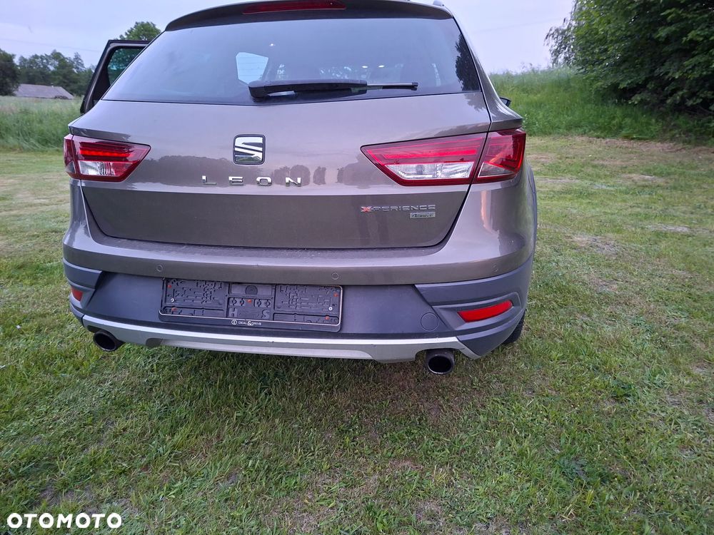 Seat Leon 1.8 TSI Xcellence S&S DSG - 14