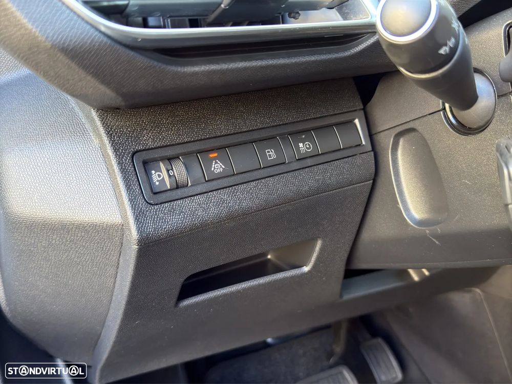 Peugeot 3008 225 e-EAT8 Allure - 20