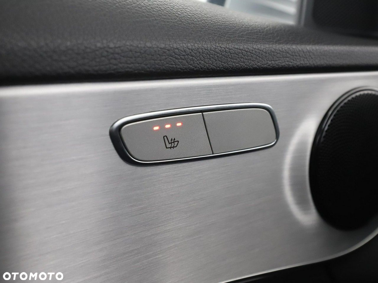Mercedes-Benz Klasa C 180 T 7G-TRONIC Avantgarde - 32
