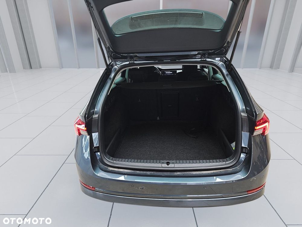 Skoda Octavia 2.0 TDI Ambition DSG - 18