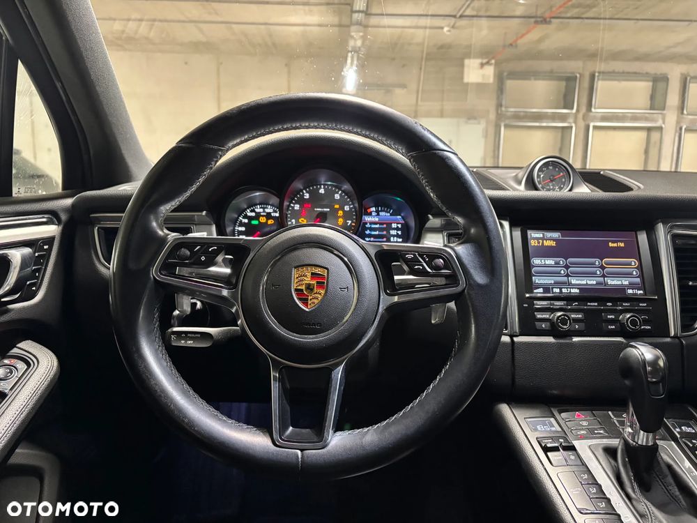 Porsche Macan - 12