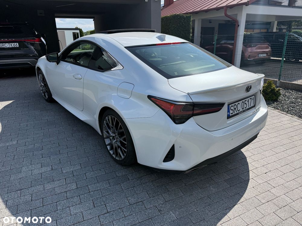 Lexus RC - 3