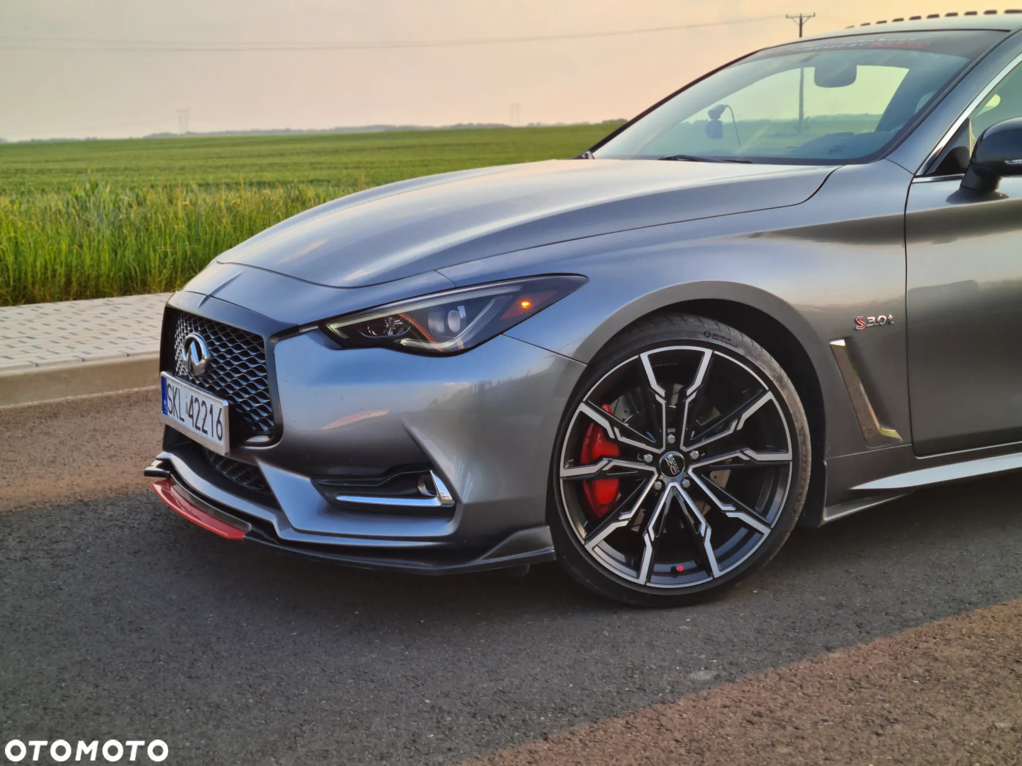 Infiniti Q60 3.0t AWD Sport - 4