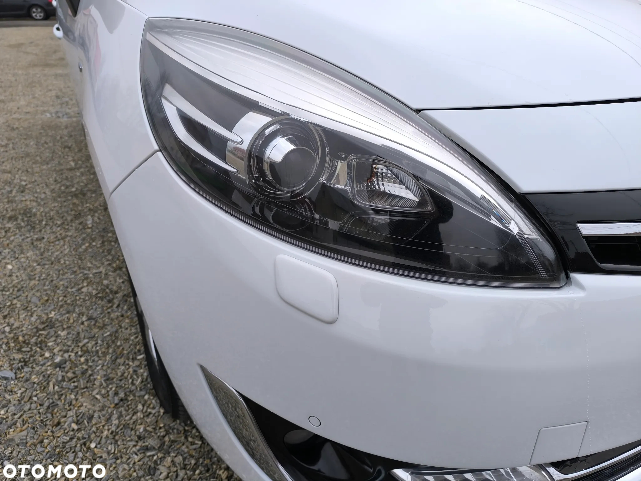 Renault Grand Scenic dCi 130 FAP Start & Stop Bose Edition - 9