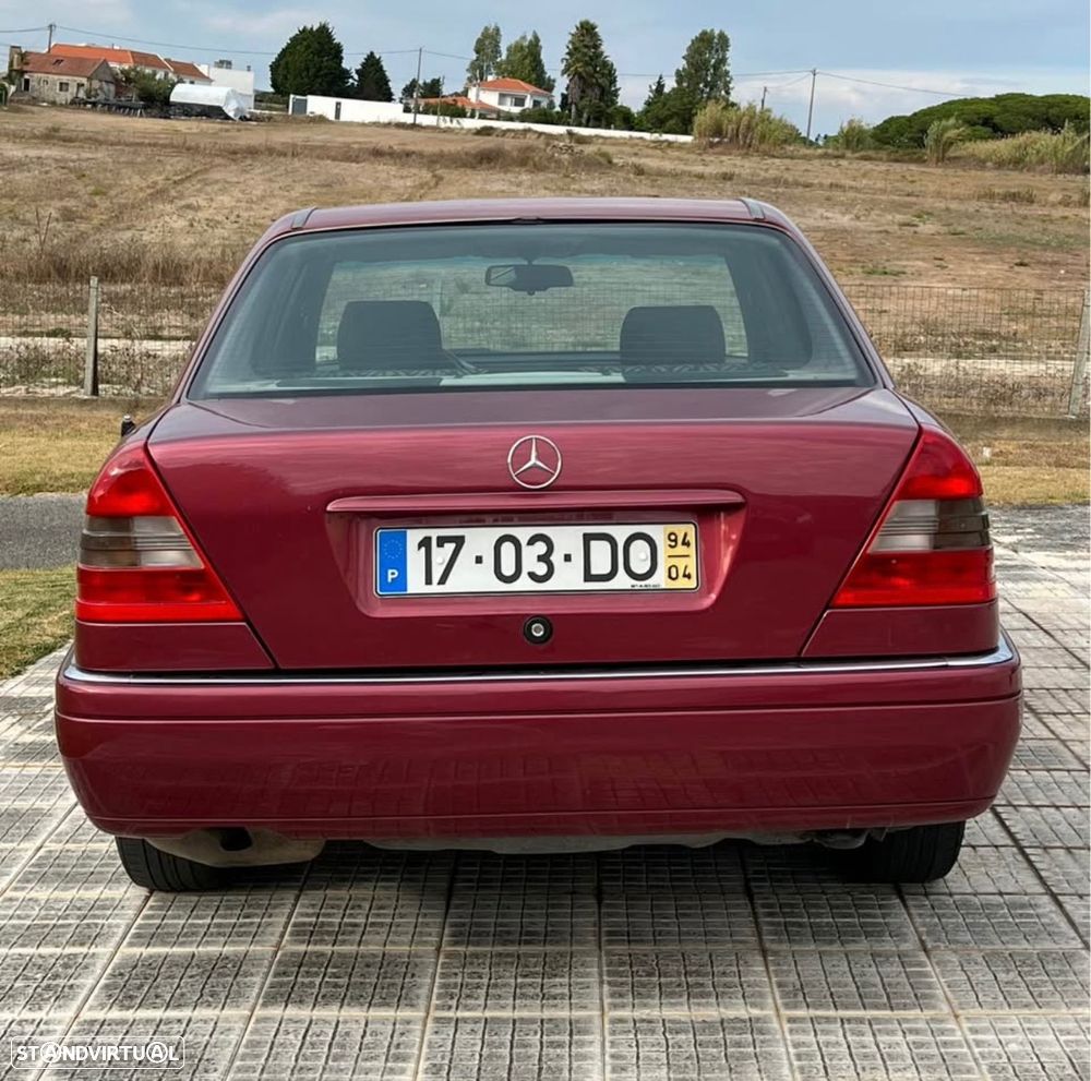 Mercedes-Benz C 180 Elegance - 3