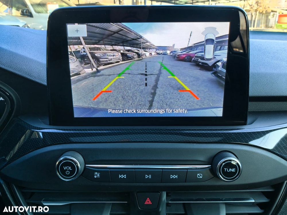 Ford Focus Turnier 1.5 EcoBlue Start-Stopp-System Aut. ST-LINE - 6