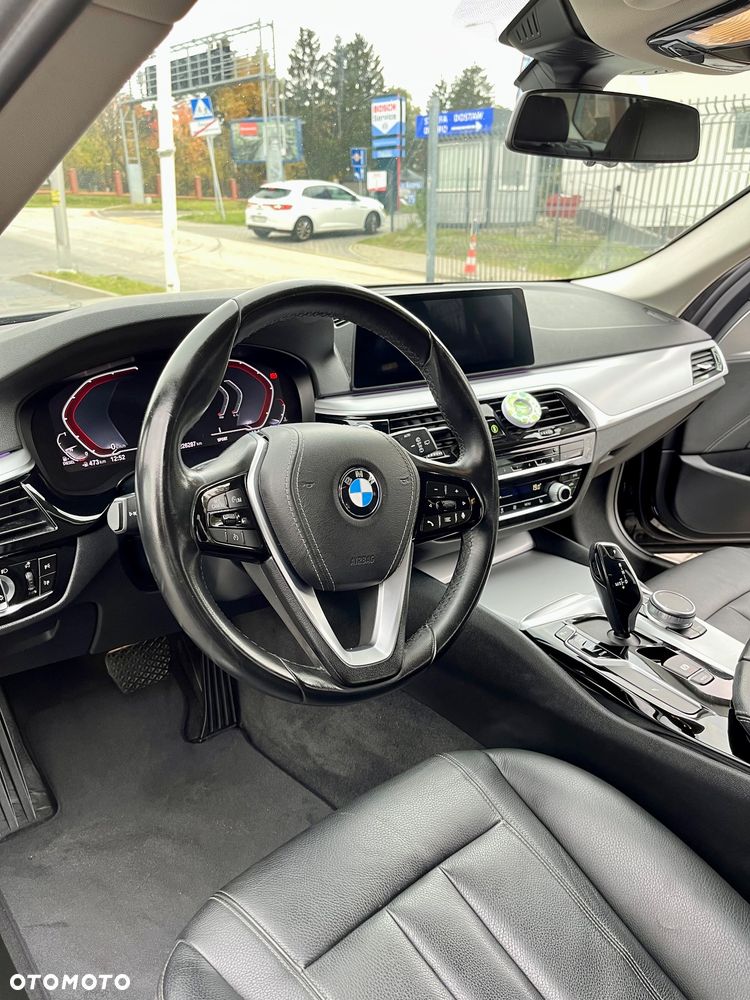 BMW Seria 5 - 11