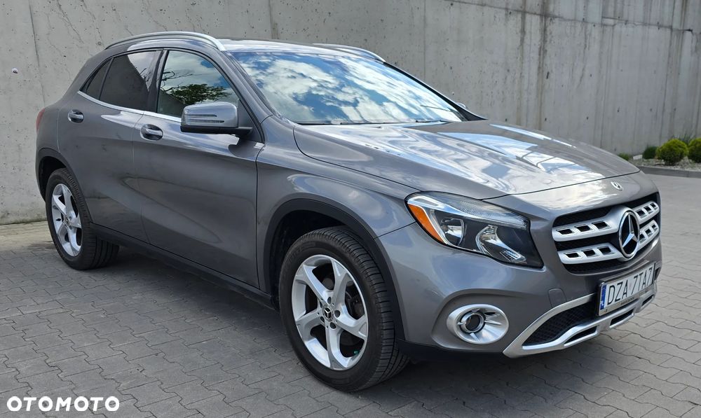 Mercedes-Benz GLA 250 4Matic 7G-DCT SCORE - 12