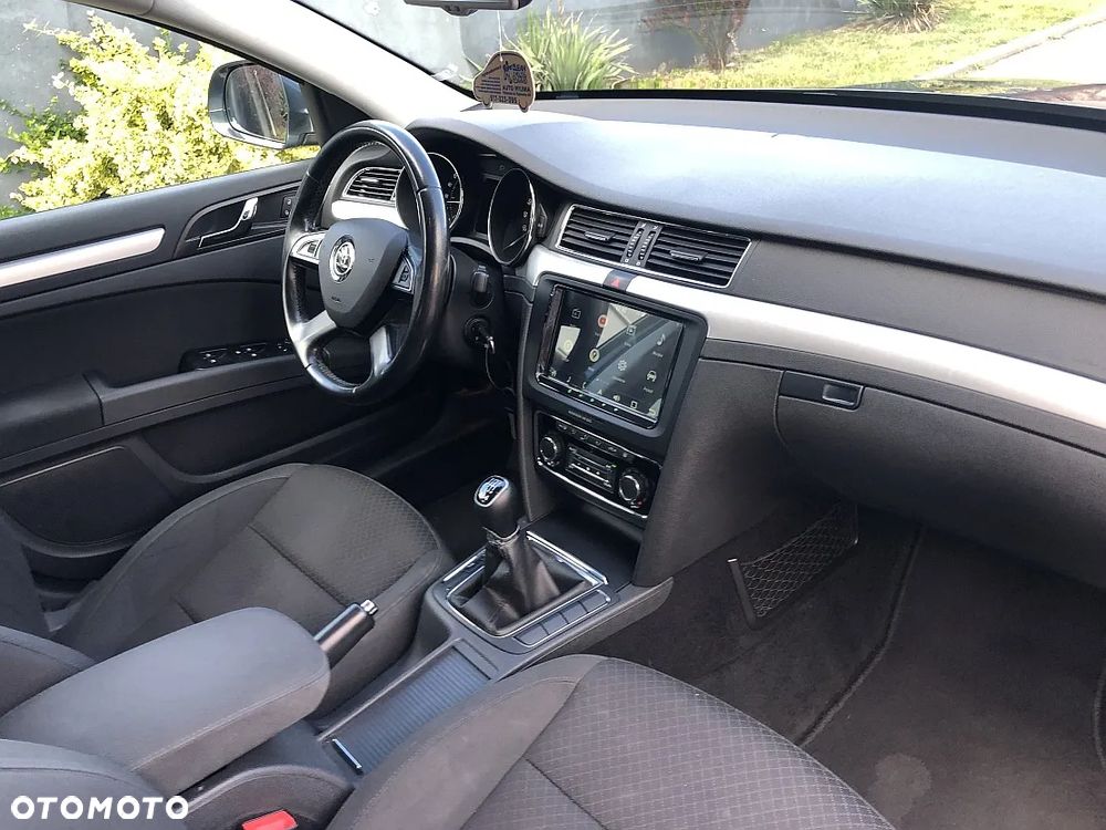 Skoda Superb 2.0 TDI 4x4 Elegance - 37