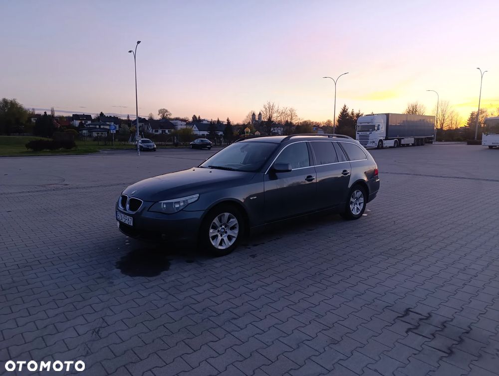 BMW Seria 5 520d - 2