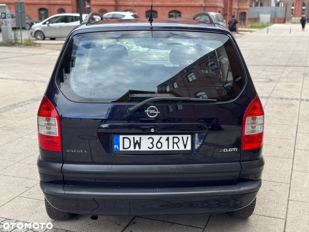 Opel Zafira - 4