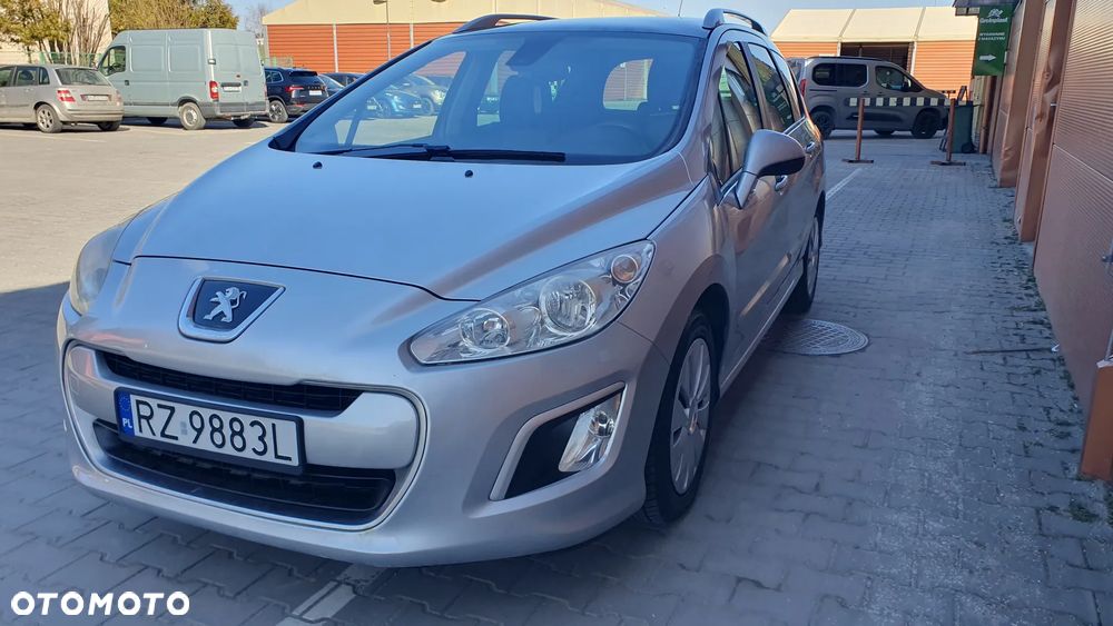 Peugeot 308 1.6 HDi Premium Plus - 23