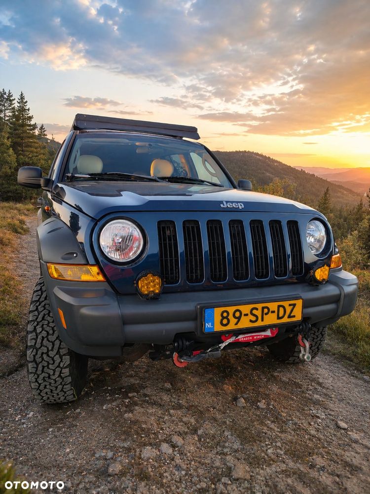 Jeep Cherokee - 1