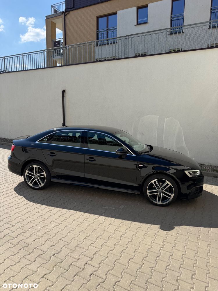 Audi A3 Limousine 35 TFSI Sport S tronic - 4