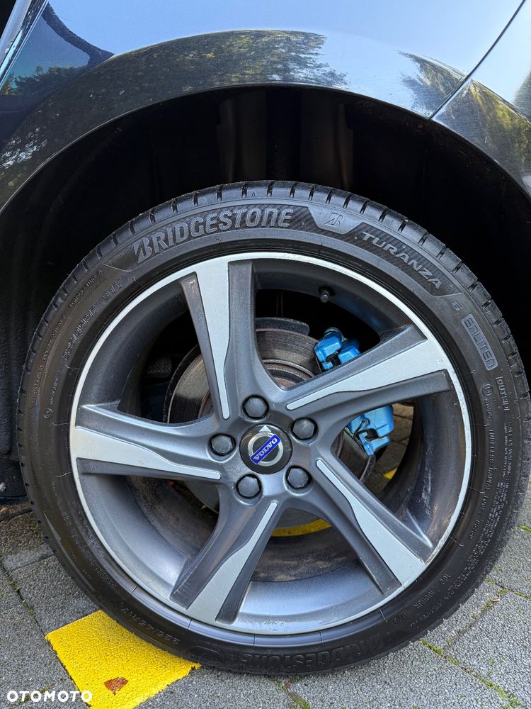 Volvo V40 D3 Momentum - 25