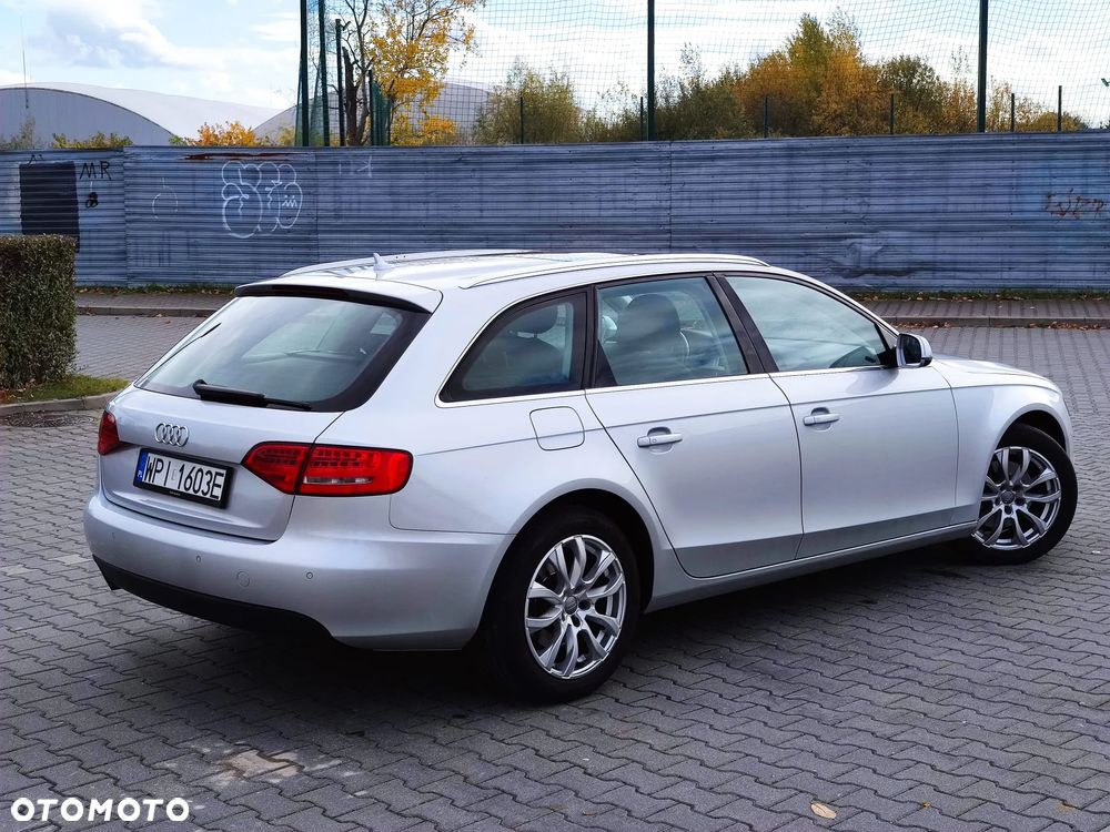 Audi A4 Avant 2.0 TDI - 9