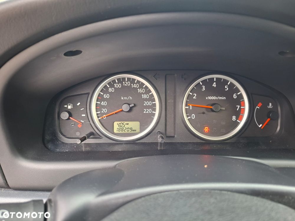 Nissan Almera 1.5 acenta PLUS - 7