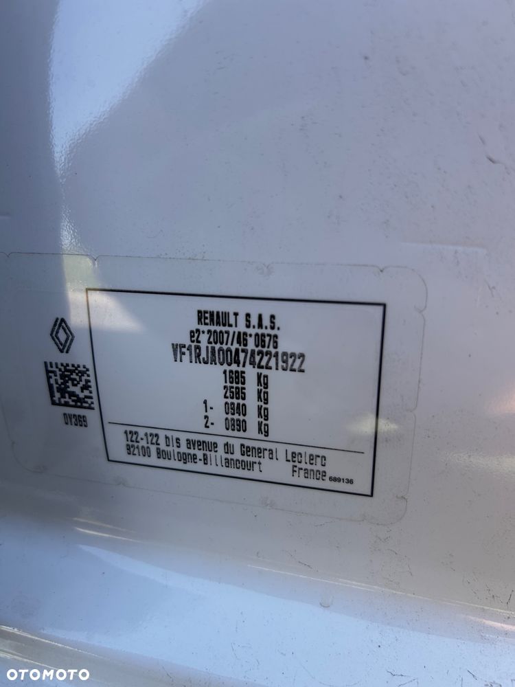 Renault Clio - 23