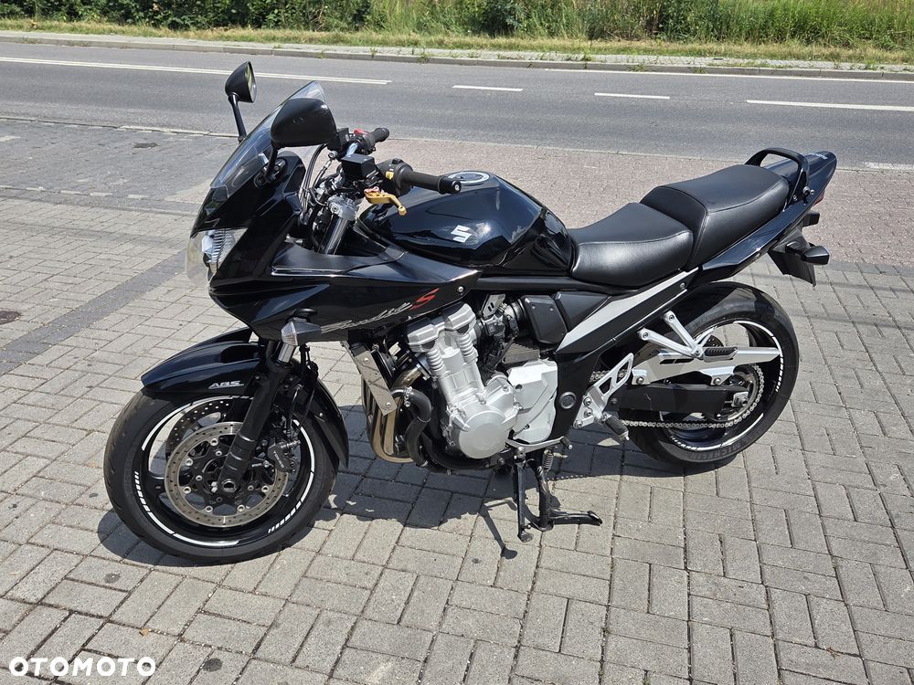 Suzuki Bandit - 31