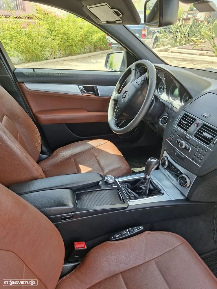 Mercedes-Benz C 220 CDi Avantgarde BlueEfficiency - 9