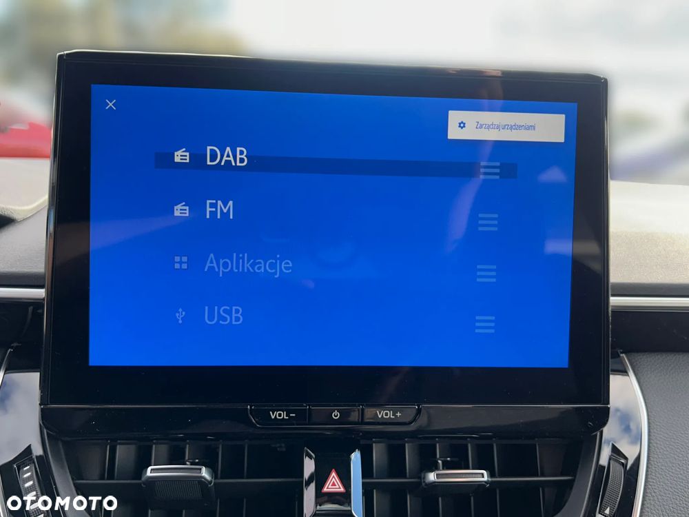 Toyota Corolla 1.8 Hybrid Comfort - 23