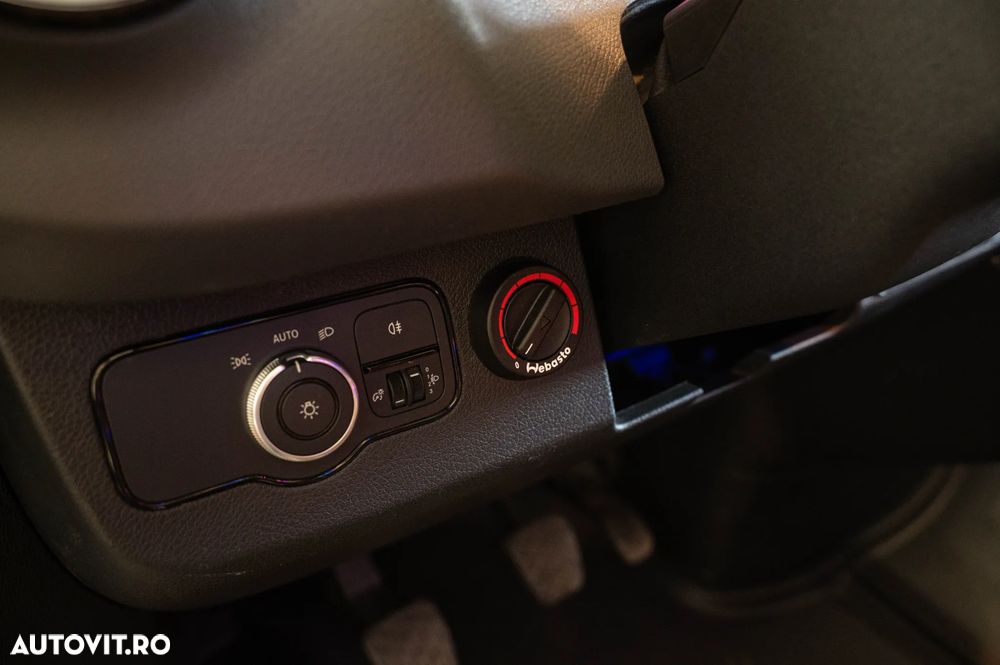 Mercedes-Benz Sprinter Long Custom - 13