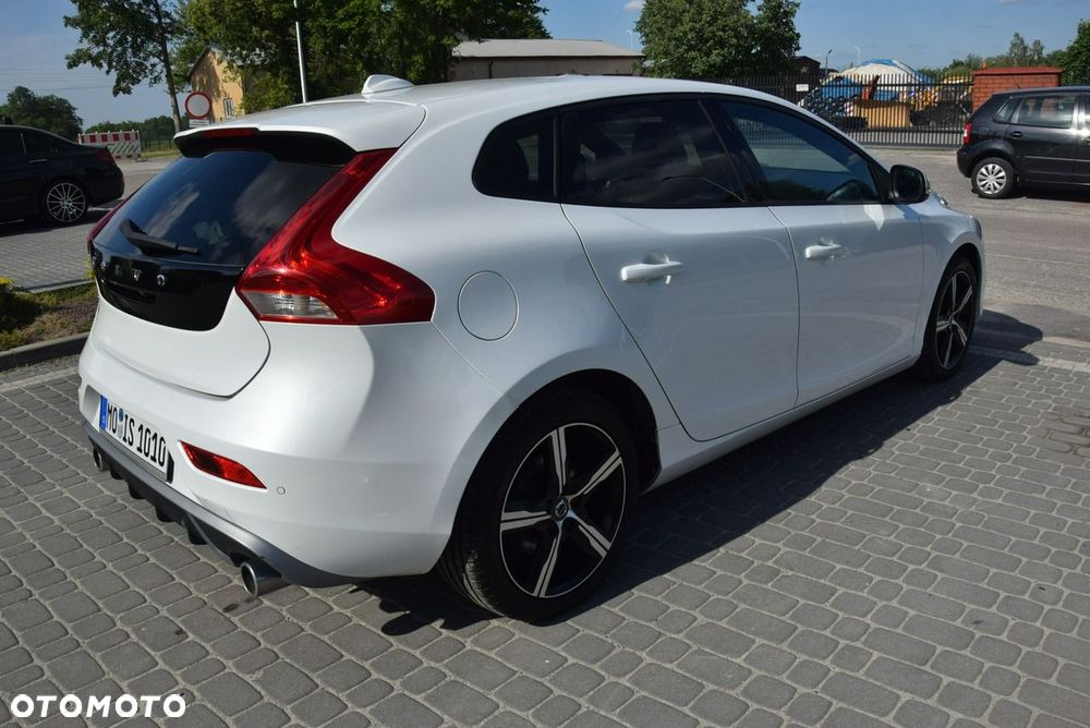 Volvo V40 D2 Kinetic - 11