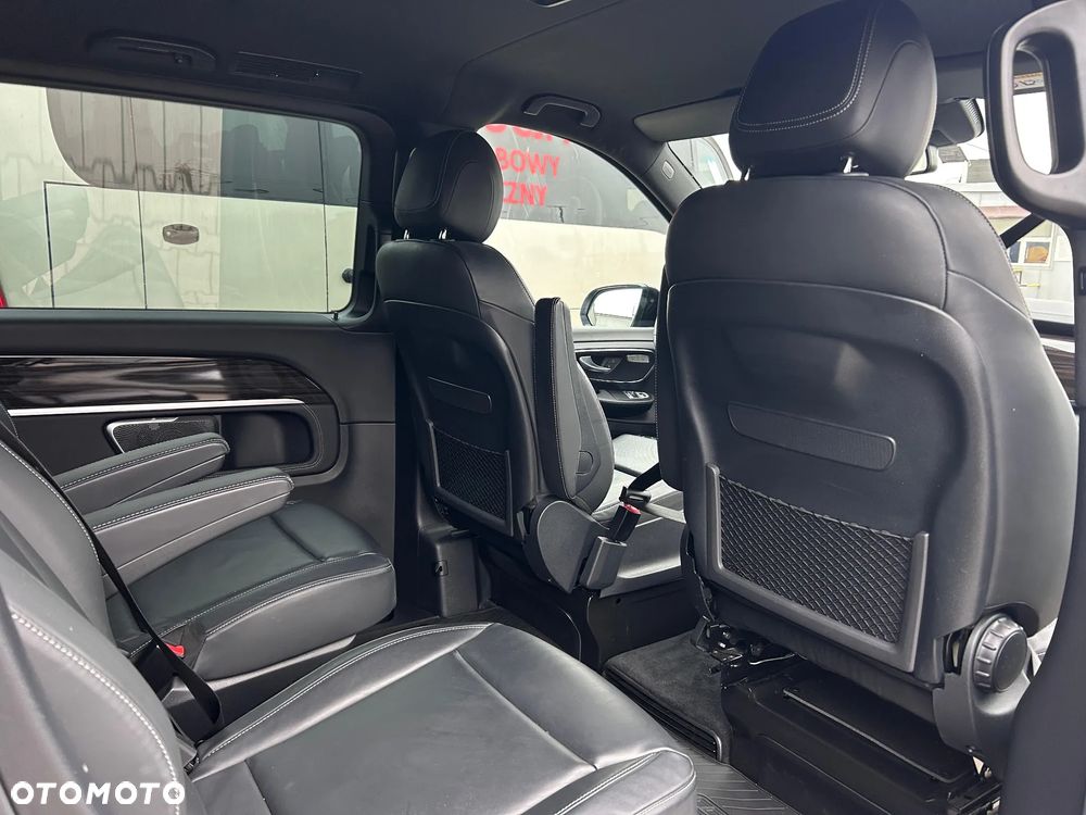 Mercedes-Benz Klasa V - 24