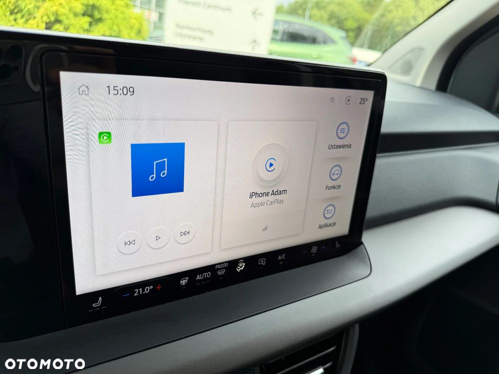 Ford E-Transit Courier Van - 22