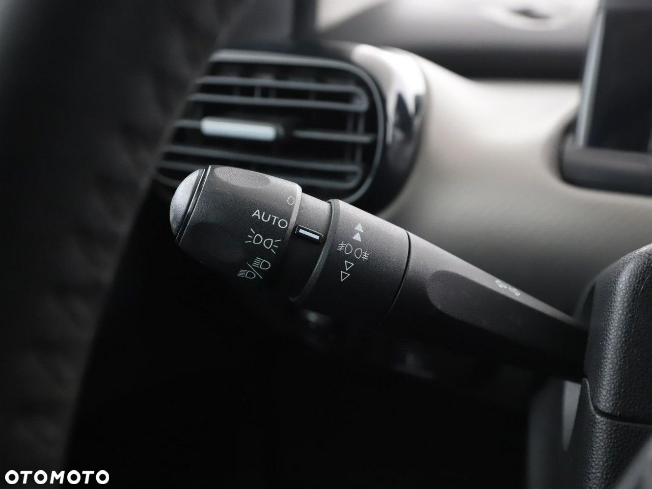 Citroën C4 Cactus 1.6 BlueHDi Feel - 30