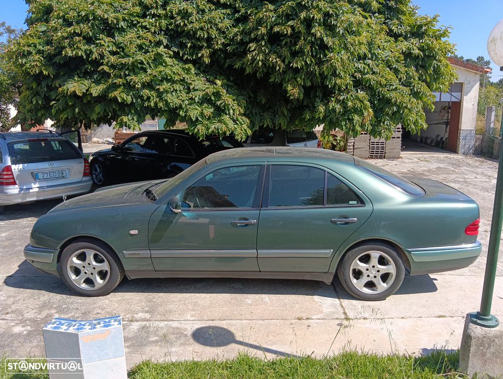 Mercedes-Benz E 300 - 31