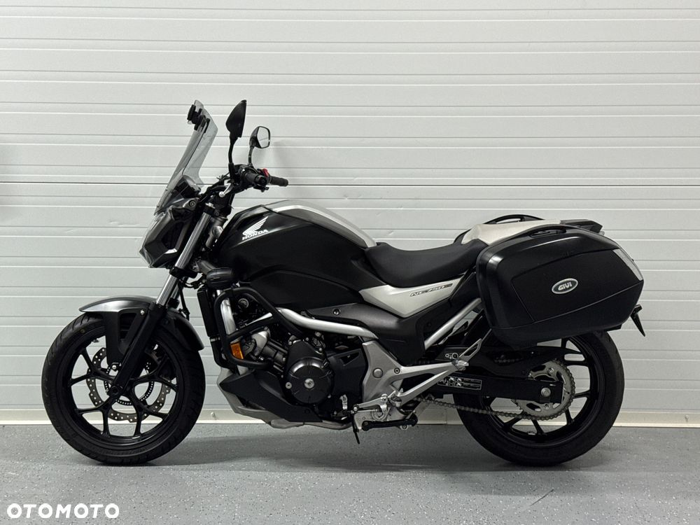 Honda NC - 16