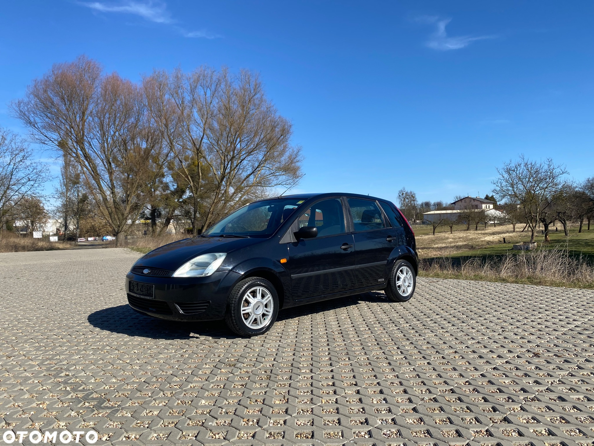 Ford Fiesta 1.3 Ambiente - 10