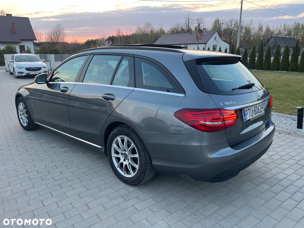 Mercedes-Benz Klasa C 180 d Exclusive - 6