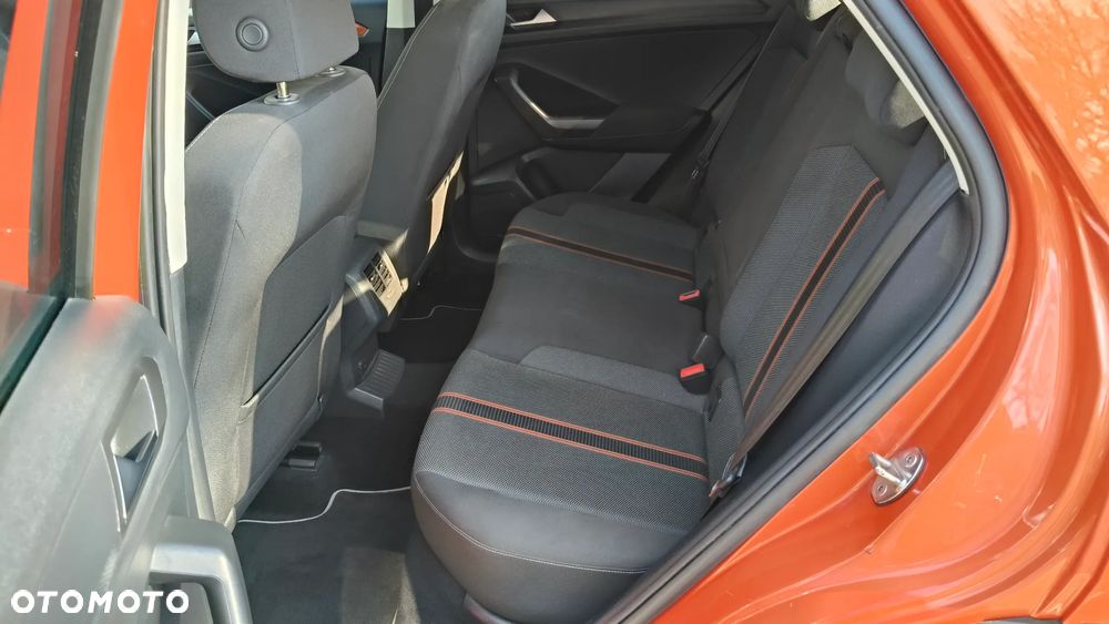 Volkswagen T-Roc 1.5 TSI OPF DSG ACTIVE - 29