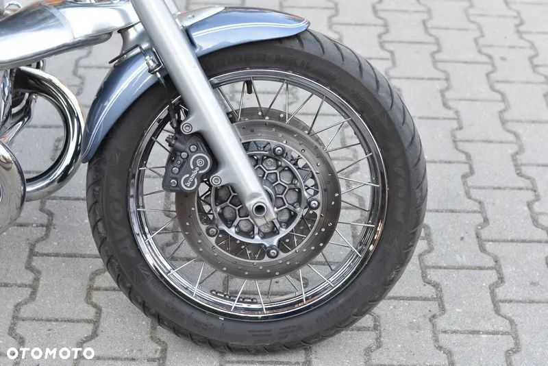 BMW R - 8